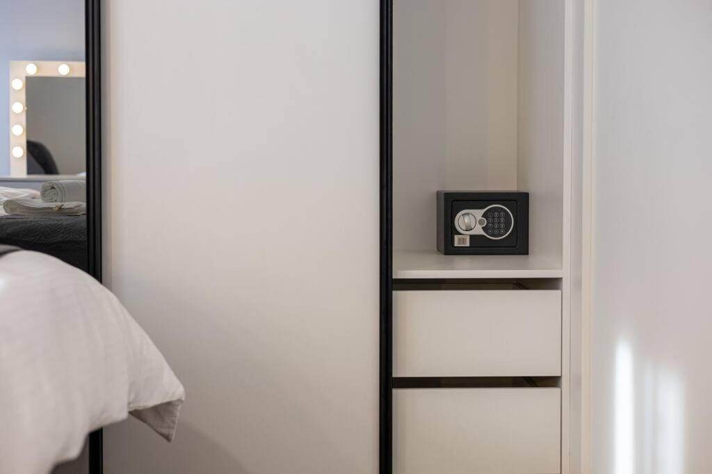 Apartman Drago 4* - 2 Minutes From The Town Centre Split Exterior photo